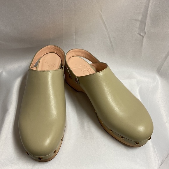 J. Crew Convertible Leather Studded Clogs Sage Green Size 9 - Picture 2 of 7